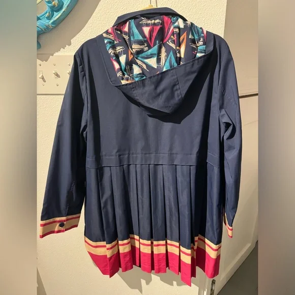 Chico’s Rain Jacket - Picture 6 of 8